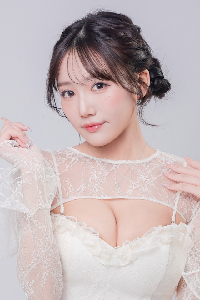 胡桃 せいな